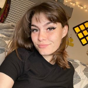 Meet your Posher, Lilly